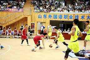2025NCAA首轮的肯塔基，校园球迷如何理解淘汰赛准备？